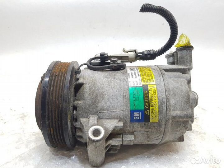 Компрессор кондиционера Opel Zafira B Z22YH 2006