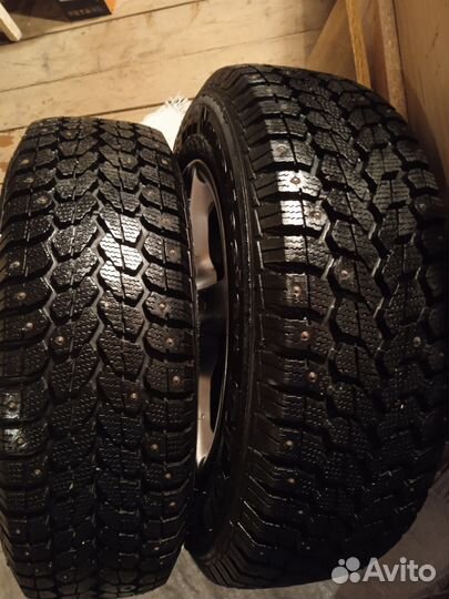 Колеса зимние шипованные на литых дисках