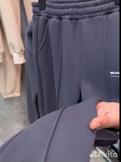 Спортивный костюм утепленный женский