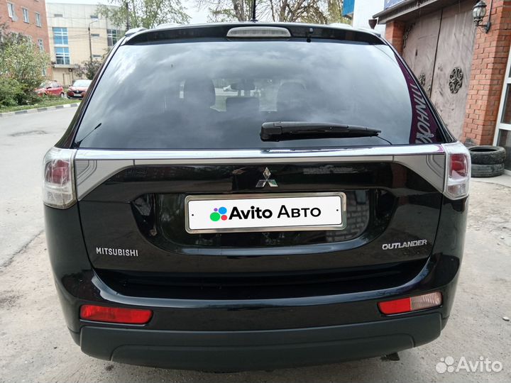 Mitsubishi Outlander 2.4 CVT, 2012, 295 000 км