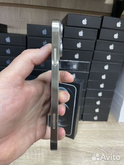 iPhone xr в корпусе 15 pro серый титан