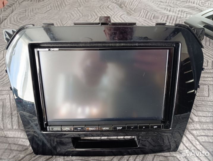 Мультимедийная система автомобильная