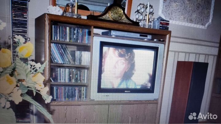 Стойка для телевизора