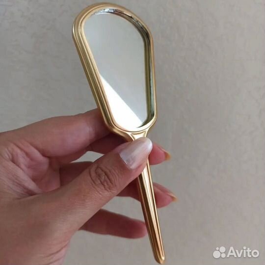 Ручное зеркальце
