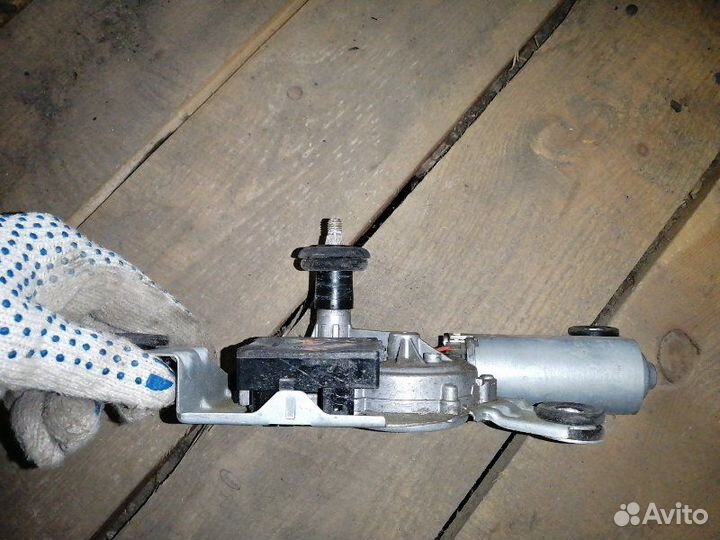 Мотор стеклоочистителя задний Bmw X3 E83 N52B30