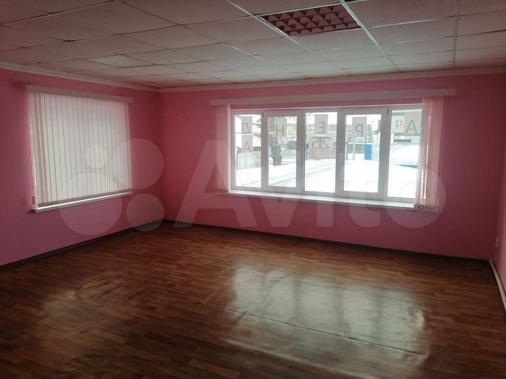 Офис, 25 м² + 6 м2(вспом) +80м2двор