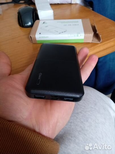 Поуербанк 10 000 mAh Внешний аккумулятор новый