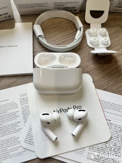 AirPods Pro + Чехол