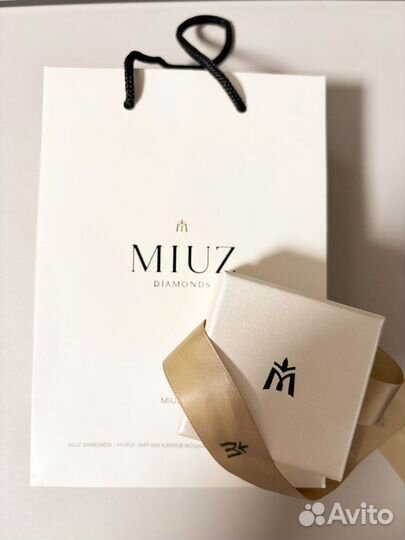 Пакет с коробкой (под сережки)