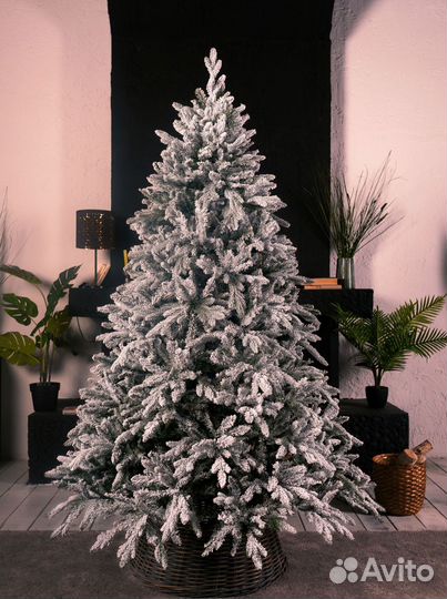 Елка искусственная