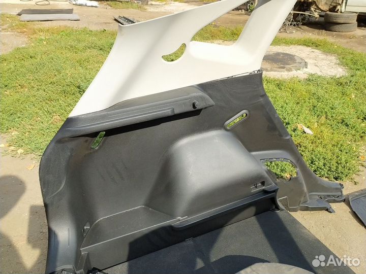 Обшивки багажника KIA seltos