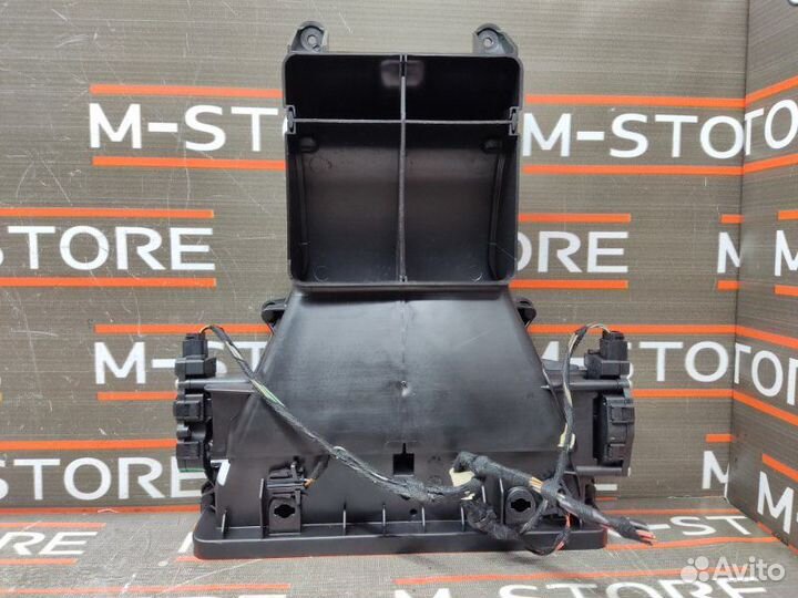 Воздуховод печки центральный Mercedes-Benz R-Class