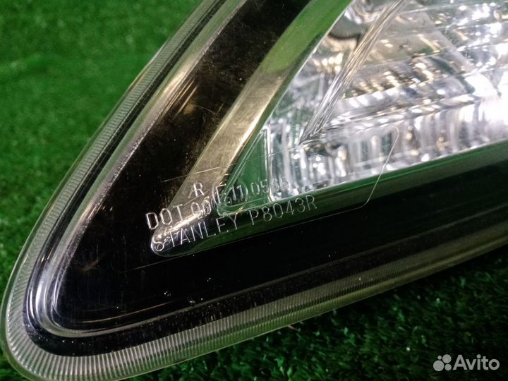 Фонарь задний правый Mazda Axela / Mazda 3 BL6FJ