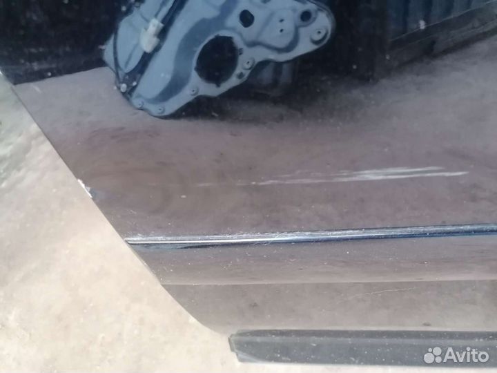 Дверь задняя левая Фольксваген Тауран