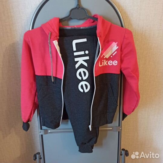 Спортивный костюм