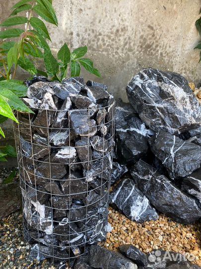 Черный мрамор