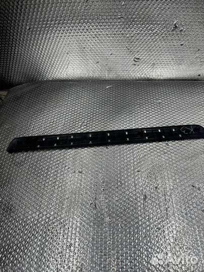 Накладка порога переднего левого Toyota Camry XV70