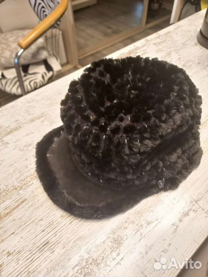 Шапка бейсболка вязаный бобрик