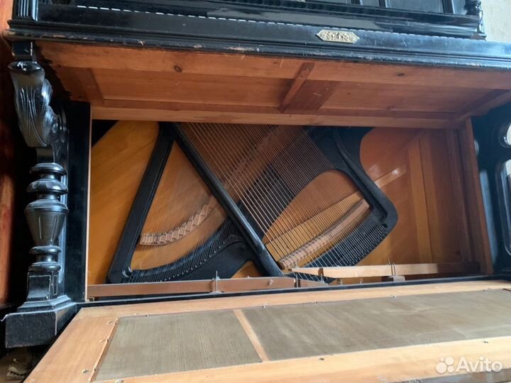 Немецкое пианино настроено