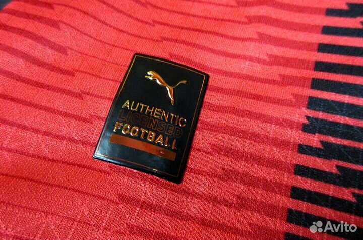 Форма Милан