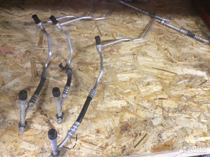 Форд Фокус 2 трубка кондиционера с датчиком