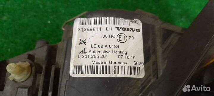 Volvo C30 2010-2013 фара левая галоген