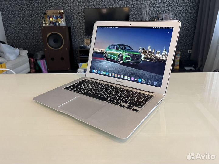 Apple Macbook Air 13 mid 2012 ci7 8gb 256SSD