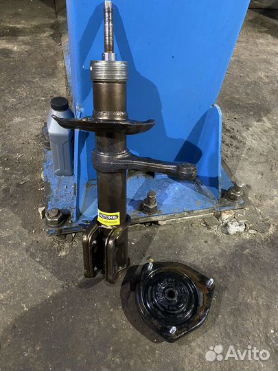 Амортизаторы передние на калину