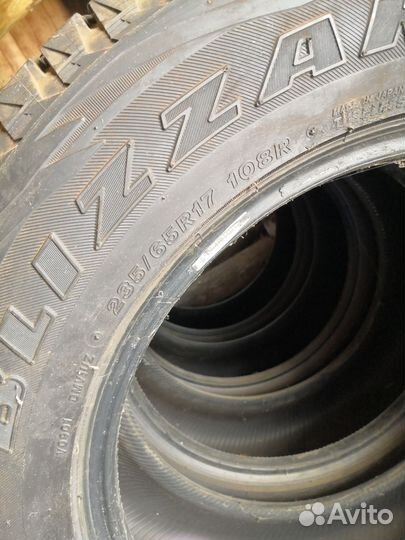 Bfgoodrich Mud-Terrain T/A KM2 2.25/4.5 R4