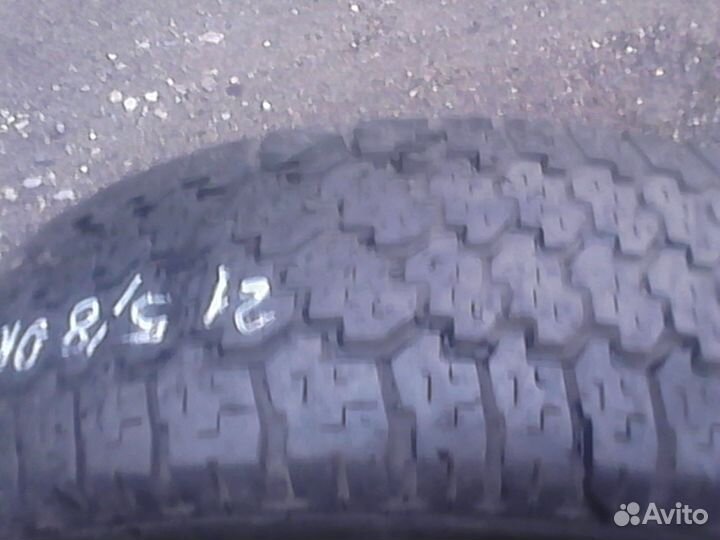 Bridgestone Dueler H/T D689 215/80 R16