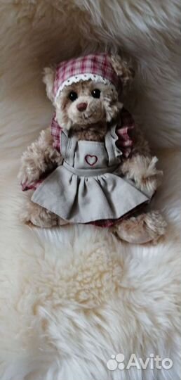 Плюшевый медведь