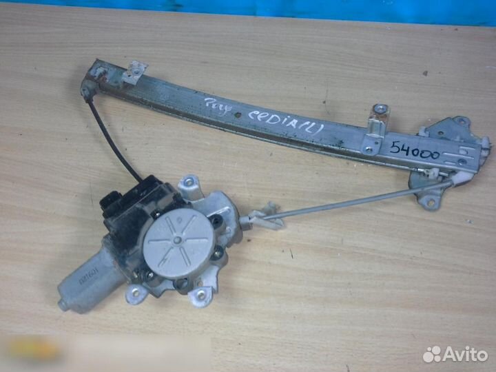 Стеклоподъемник электр. задний левый Mitsubishi La