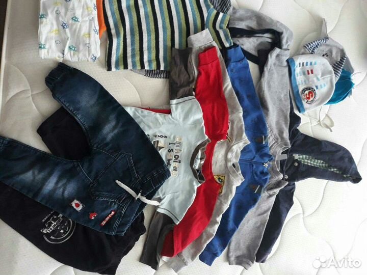 Вещи пакетом на мальчика 1-1,6 мес