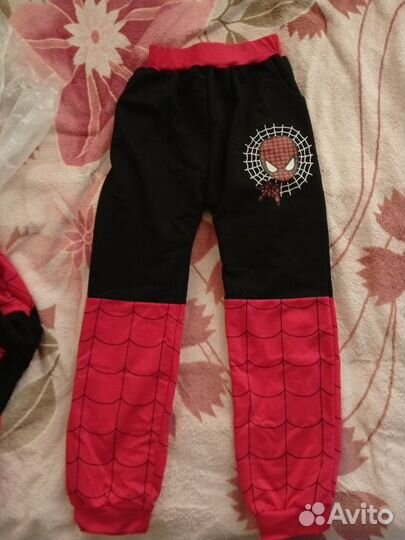 Продам детский костюм