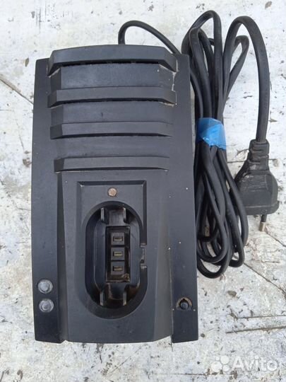 Зарядное устройство для шуруповерта