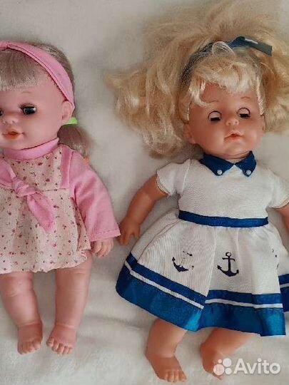 Пакетом Коляска д/кукол + куклы + игрушки + книги