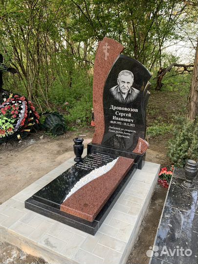 Памятники из гранита на могилу