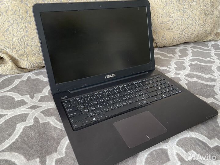 Asus x556uq