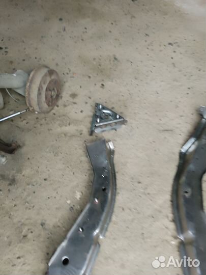 Ваз 2114 лонжерон