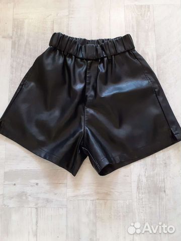 Кожаные шорты