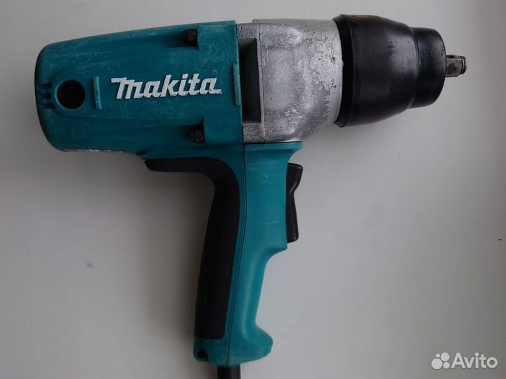 Гайковерт Makita tw0350