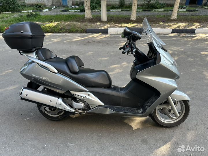 Honda silver wing 600