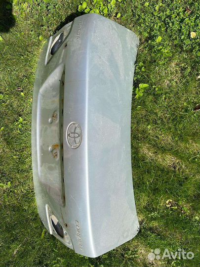 Запчасти, багажник для toyota corolla е150