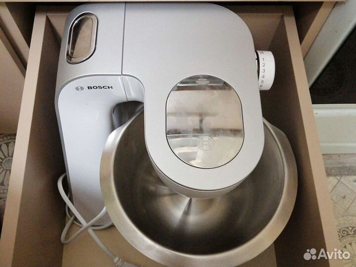 Кухонный комбайн bosch мало б/у 1 раз пользовались