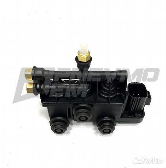 Блок клапанов пневмоподвески Land Rover Discovery