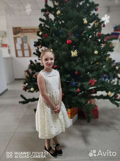 Платье на девочку
