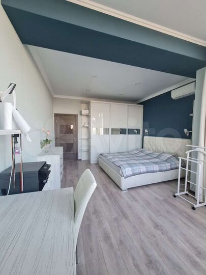 3-к. квартира, 80 м², 8/9 эт.