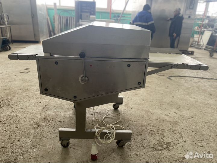 Шкуросъемная машина,клипсатор,массажёр