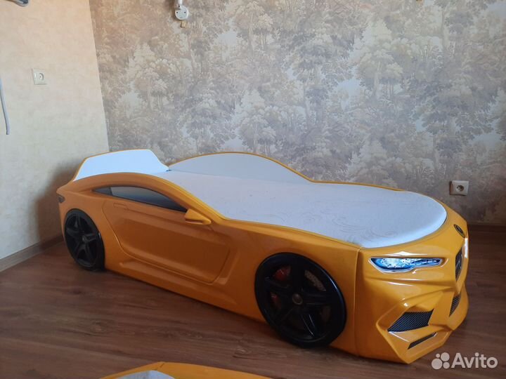 Детская кровать машина 2штуки