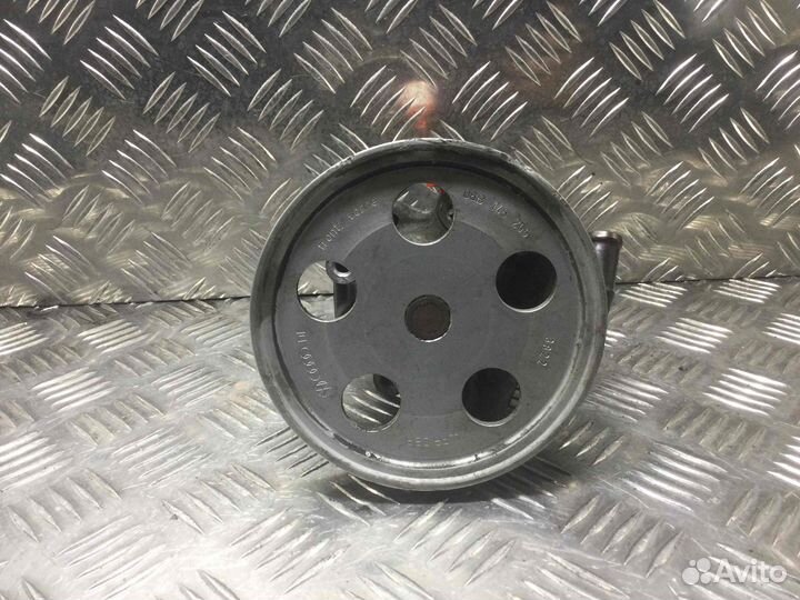 Насос гидроусилителя руля Ауди А4 8E0145153H; 4B01